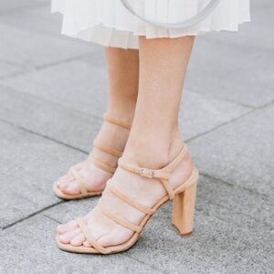 Inez Sasha Heels in Camel Suede size 8 NEW